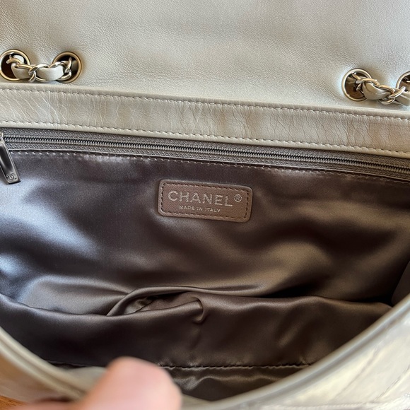 Chanel Flap Bag - Picture 9 of 10